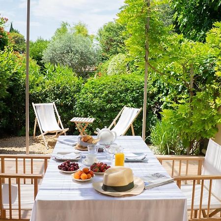 Les Canisses, magnifique appartement avec terrasse au cœur d'Uzès Extérieur photo