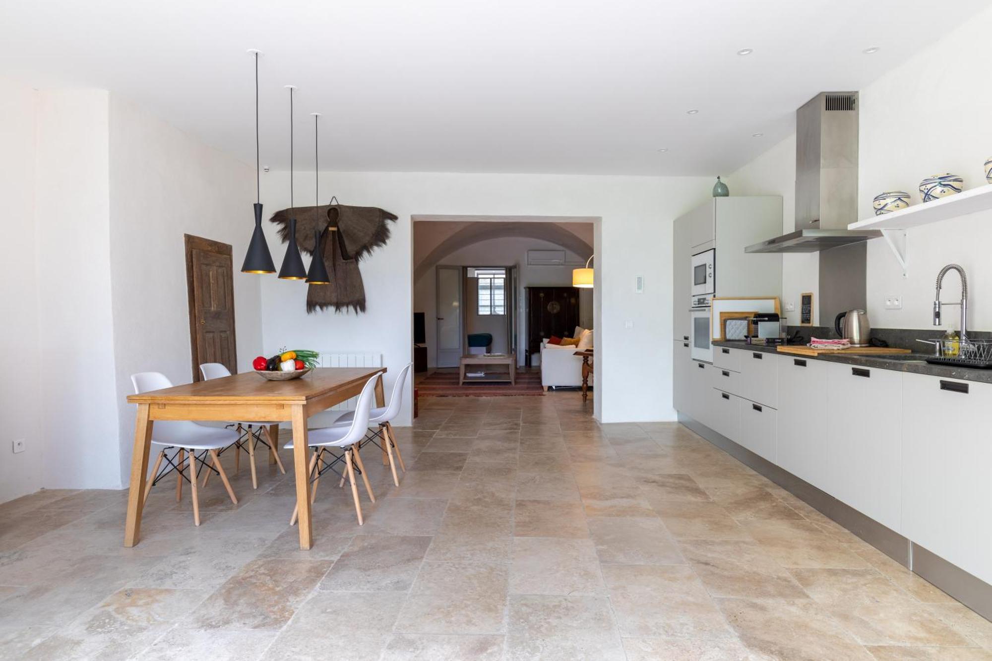 Les Canisses, magnifique appartement avec terrasse au cœur d'Uzès Extérieur photo